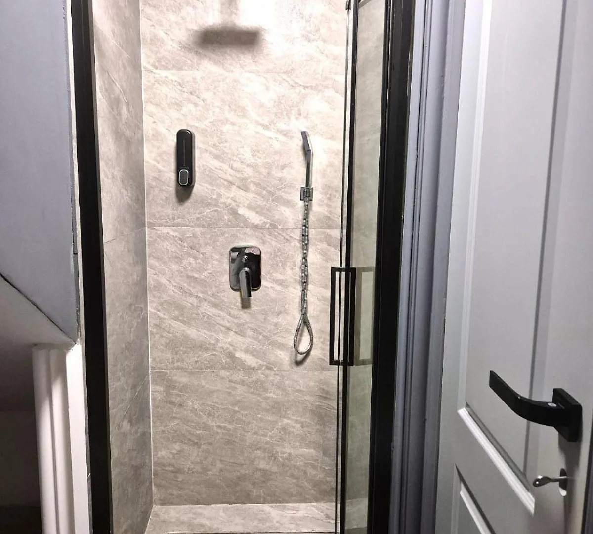 Mogosoaia High Living Apartment Chitila 0*,