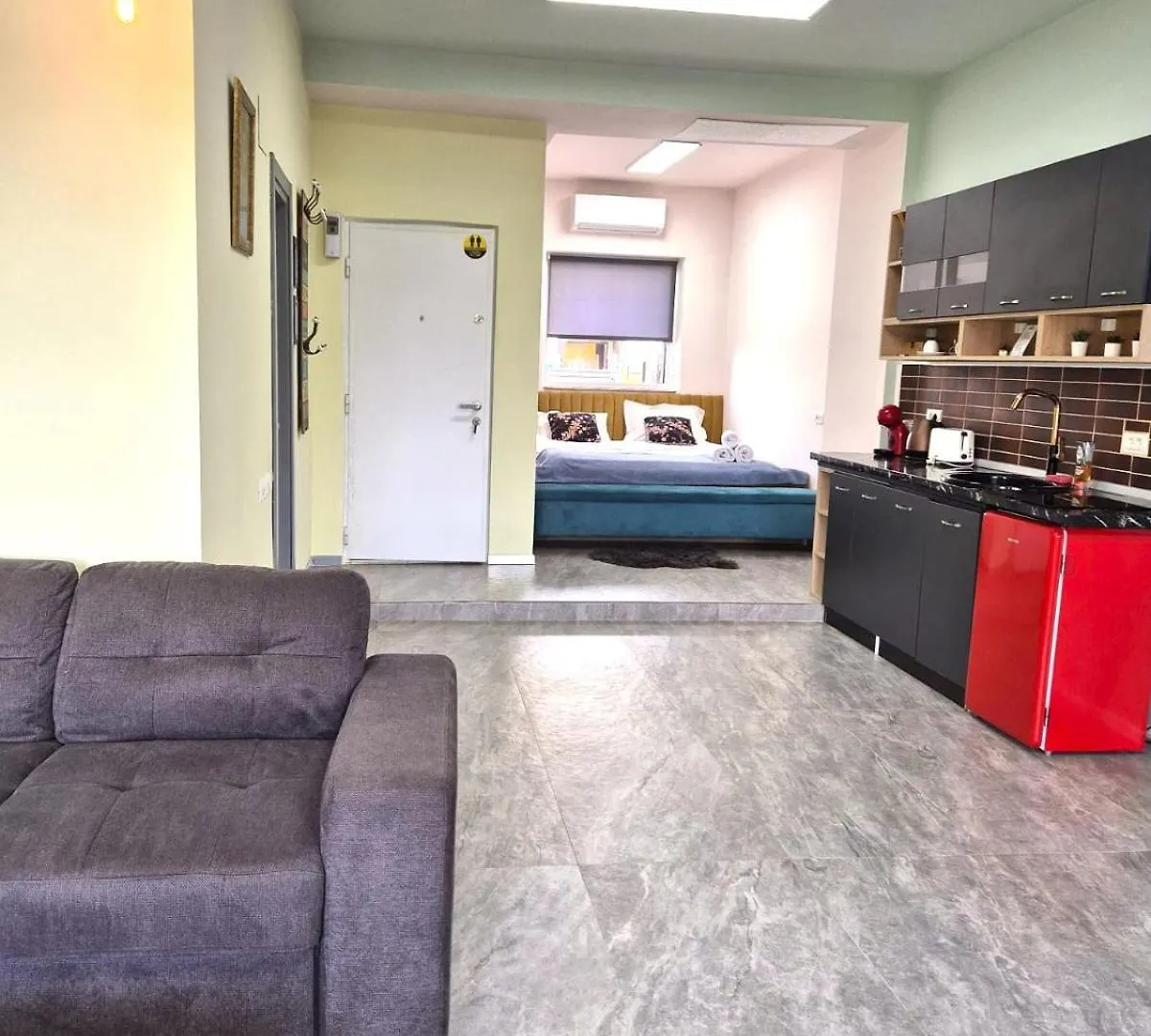 Mogosoaia High Living Apartment Chitila Romania