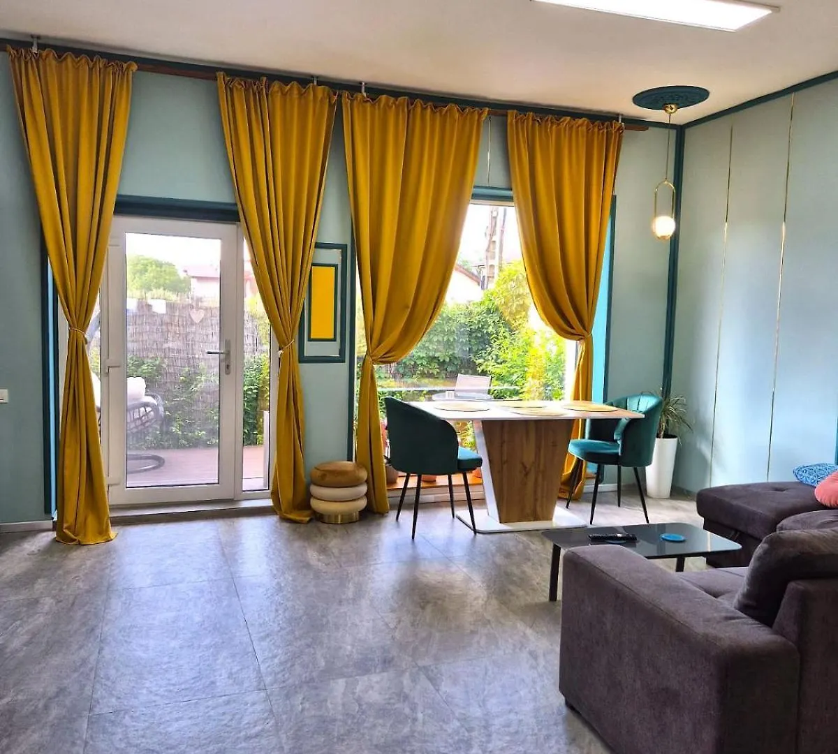 Mogosoaia High Living Apartment Chitila 0*,